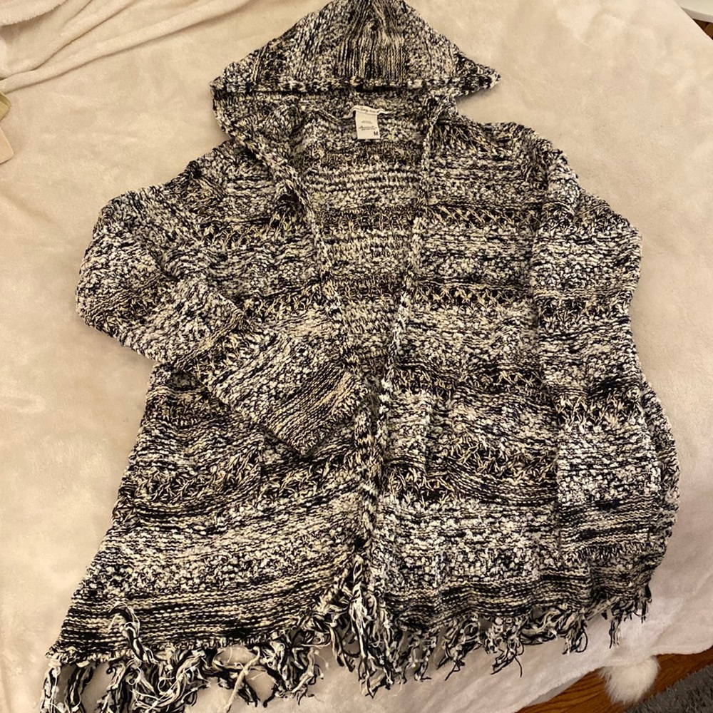 Multi-colored open long cardigan w hood and fringe